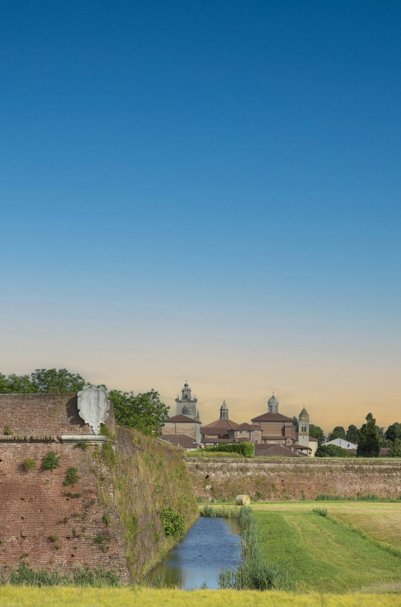 Skyline 2 - SUNSET.jpg